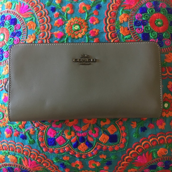 Coach Handbags - Coach Skinny Wallet NWT